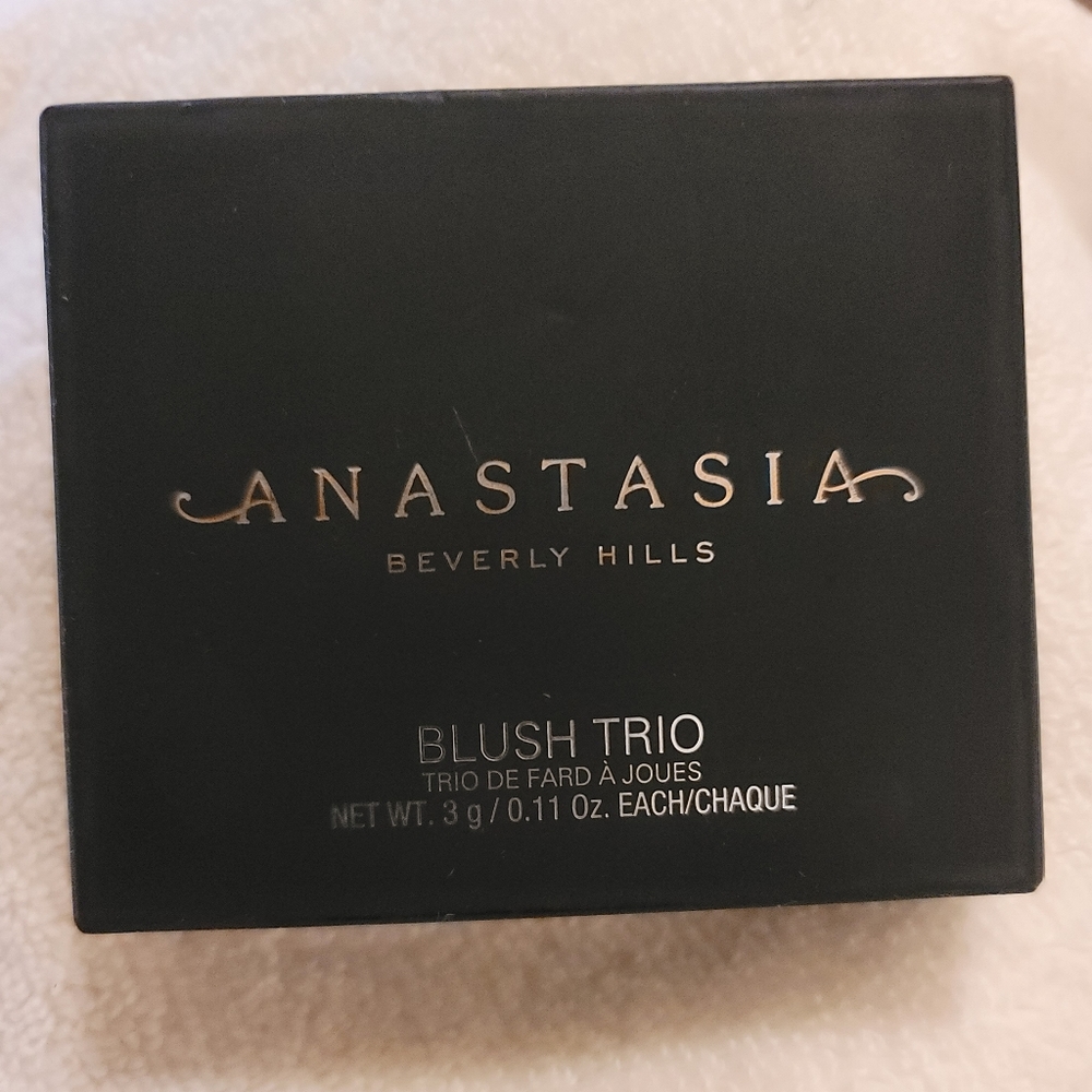 Anastasia Beverly Hills Blush Trio-Pool Party